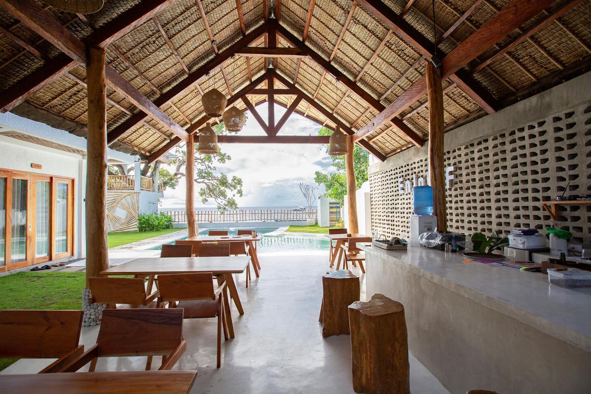 E-Fun Dive Resort Dauin Buitenkant foto