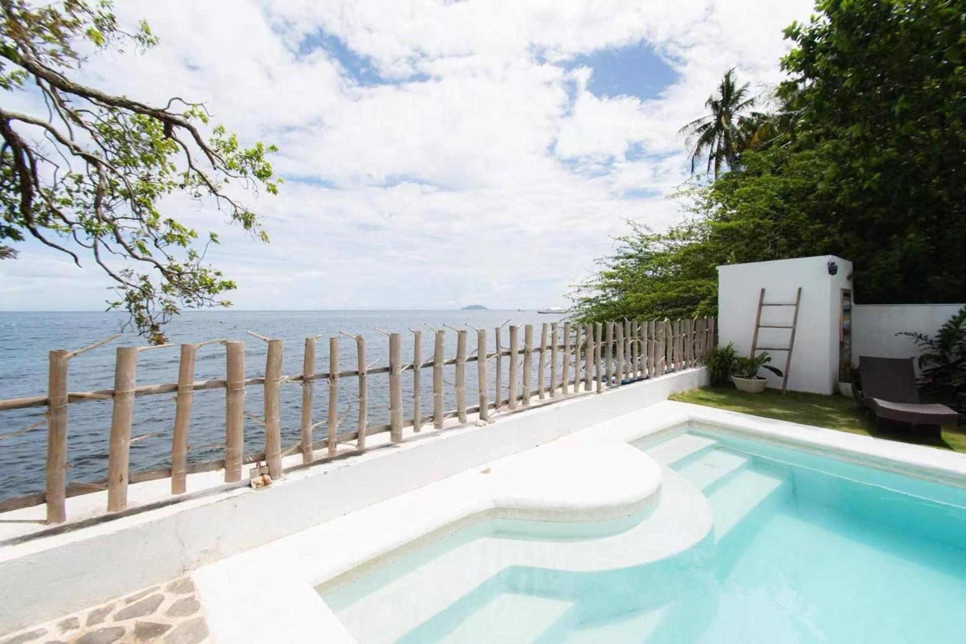 E-Fun Dive Resort Dauin Buitenkant foto